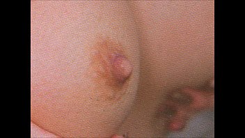 anushka nipple slip