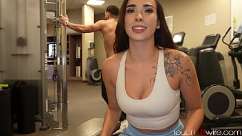sexy ass at the gym